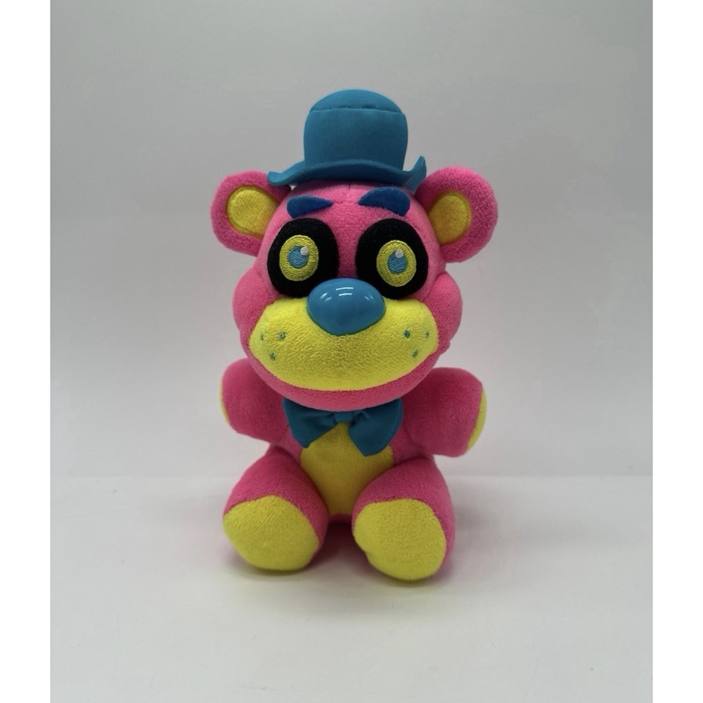Five Nights At Freddys FNAF Funko Blacklight Neon Freddy Pink